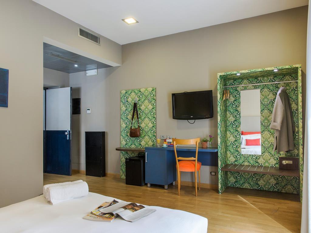 Monti First Hotell Rom Exteriör bild