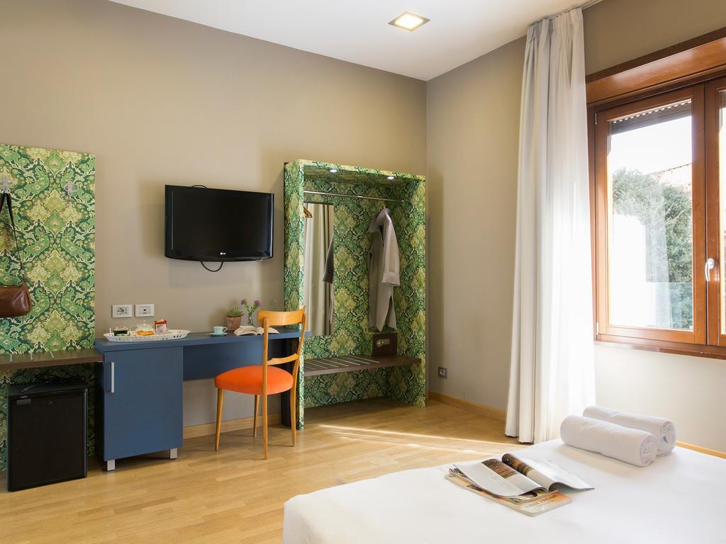 Monti First Hotell Rom Exteriör bild