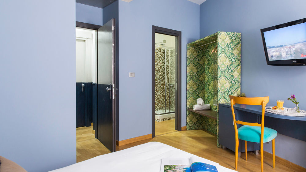 Monti First Hotell Rom Exteriör bild